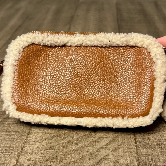 Coach Tan Leather and Shearling Crossbody Mini Bag Excellent Condition - Picture 6 of 10